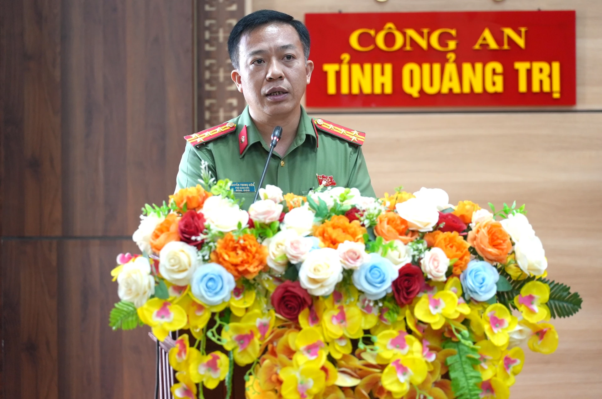 Đại diện lãnh đạo Công an tỉnh Hà Tĩnh ( Cụm trưởng Cụm thi đua) phát biểu tại hội nghị - Ảnh: T.Đ