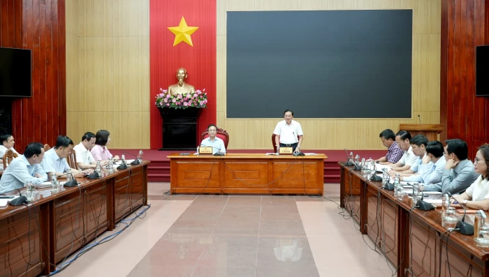 Phát triển nguồn nhân lực, nâng cao chất lượng khám, chữa bệnh trong giai đoạn mới