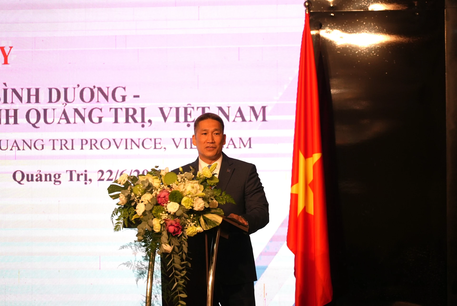 Ông Hùng Cao, Quyền Bộ trưởng Hải quân Hoa Kỳ phát biểu tại lễ khai mạc – Ảnh: T.Đ