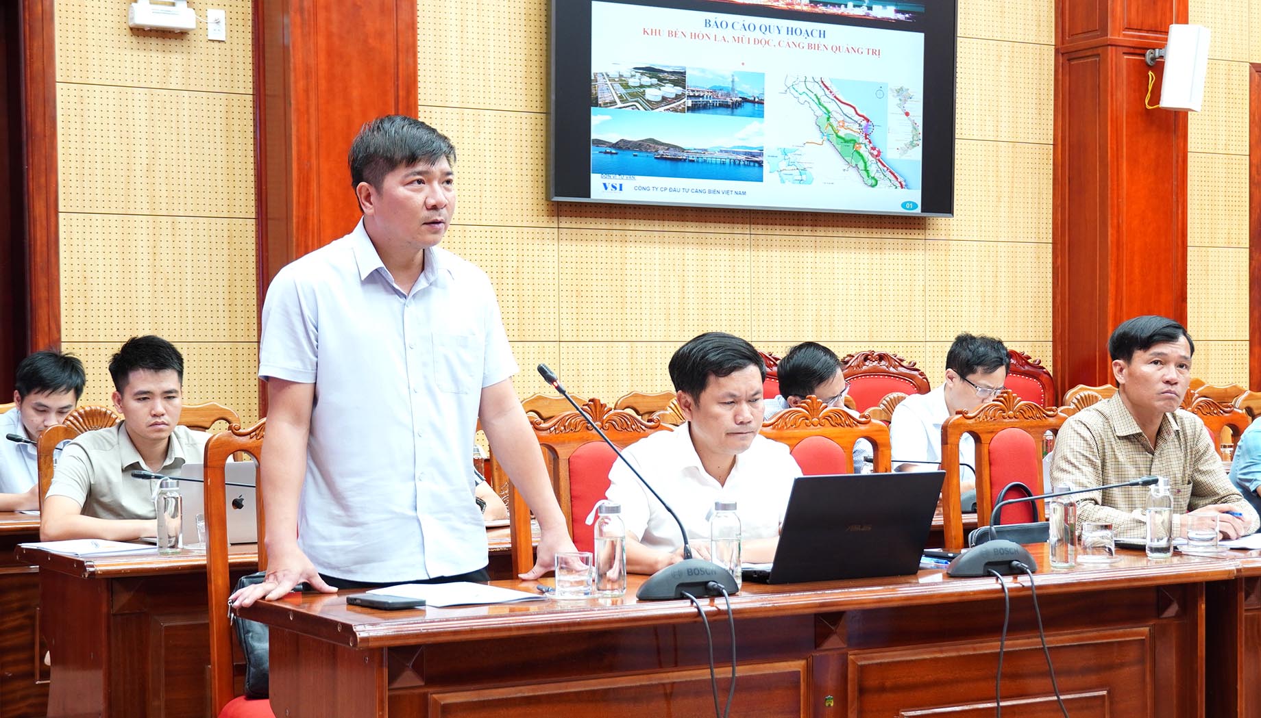 Đại diện lãnh đạo Khu kinh tế Hòn La phát biểu - C.H