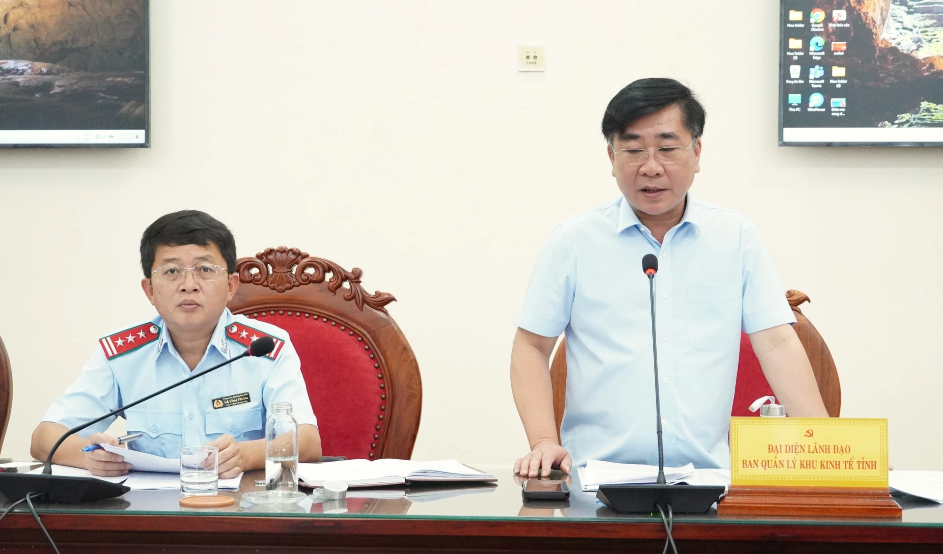 Lãnh đạo Ban quản lý Khu kinh tế phát biểu tại buổi làm việc - Ảnh: Q.V