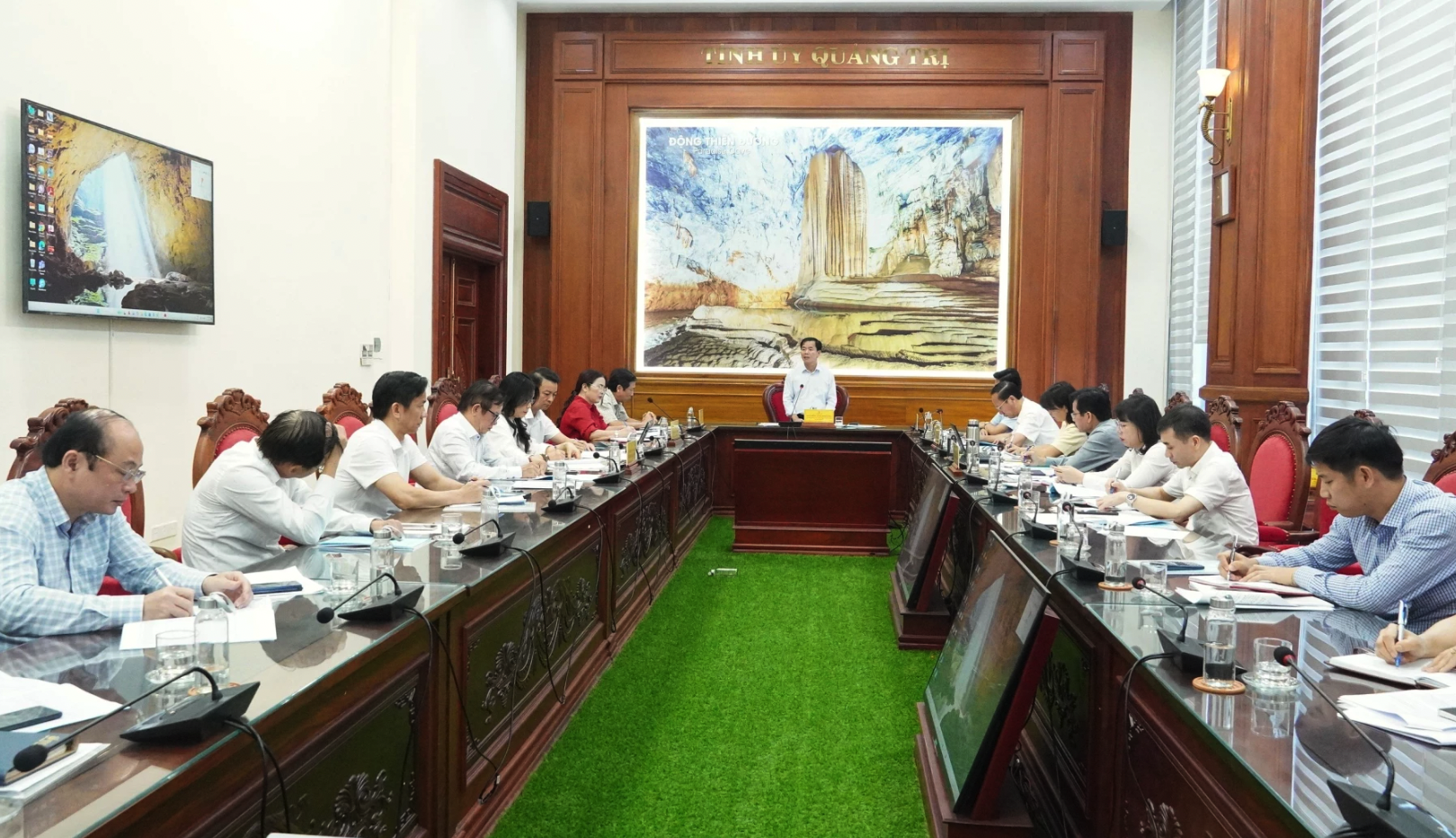 Đồng chí Nguyễn Văn Phương, Bí thư Tỉnh ủy phát biểu kết luận tại buổi làm việc - Ảnh: Q.V