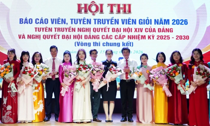 Đưa nghị quyết đại hội đảng các cấp vào cuộc sống