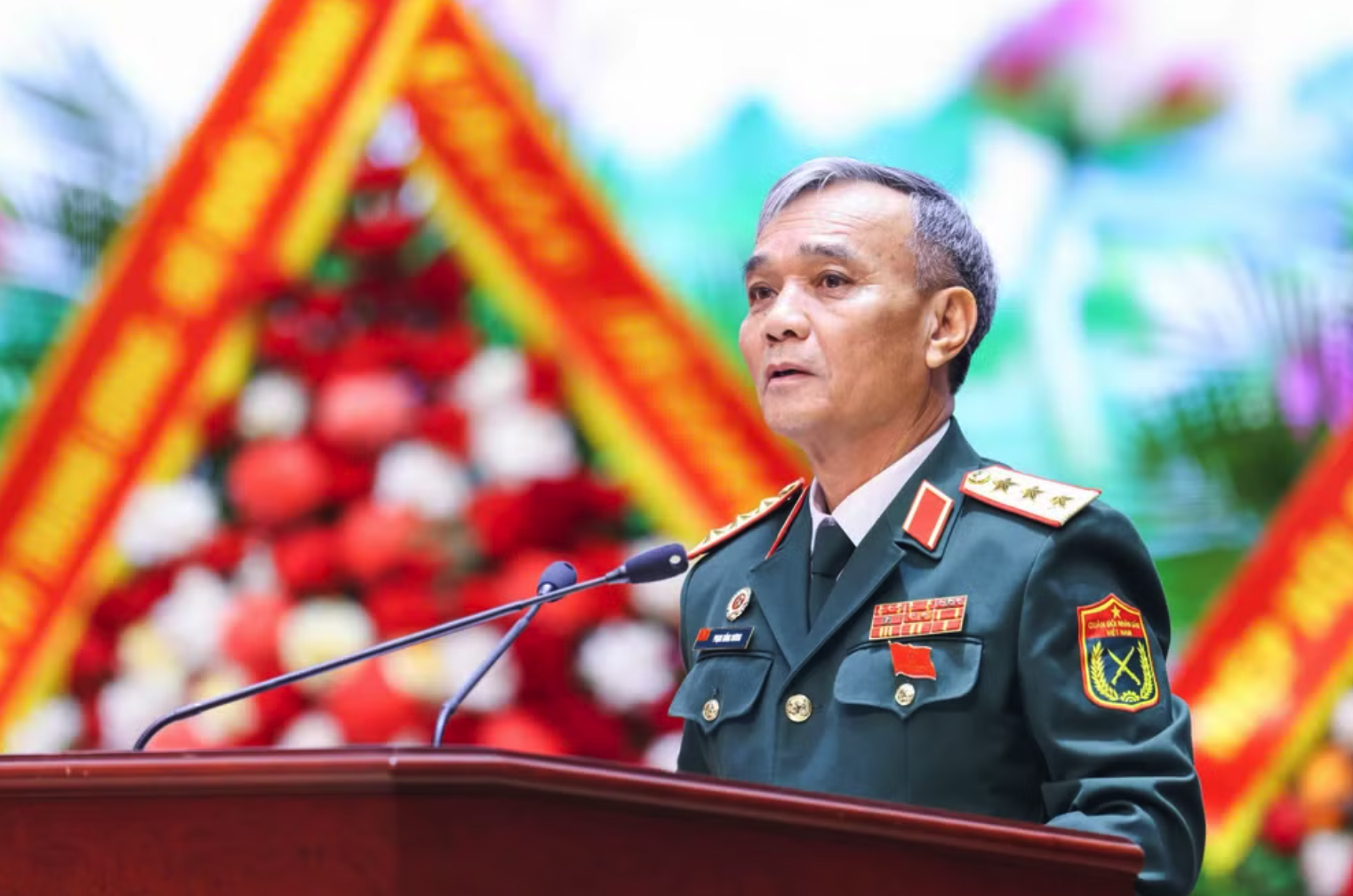 Thượng tướng Phạm Hồng Hương, Phó Chủ tịch Hội Cựu chiến binh Việt Nam điều hành Đại hội.