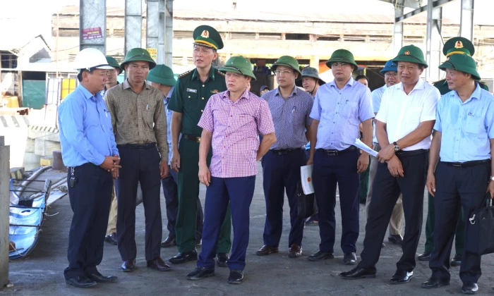 Lãnh đạo UBND tỉnh kiểm tra công tác chống khai thác IUU tại các xã Cửa Việt và Nam Cửa Việt