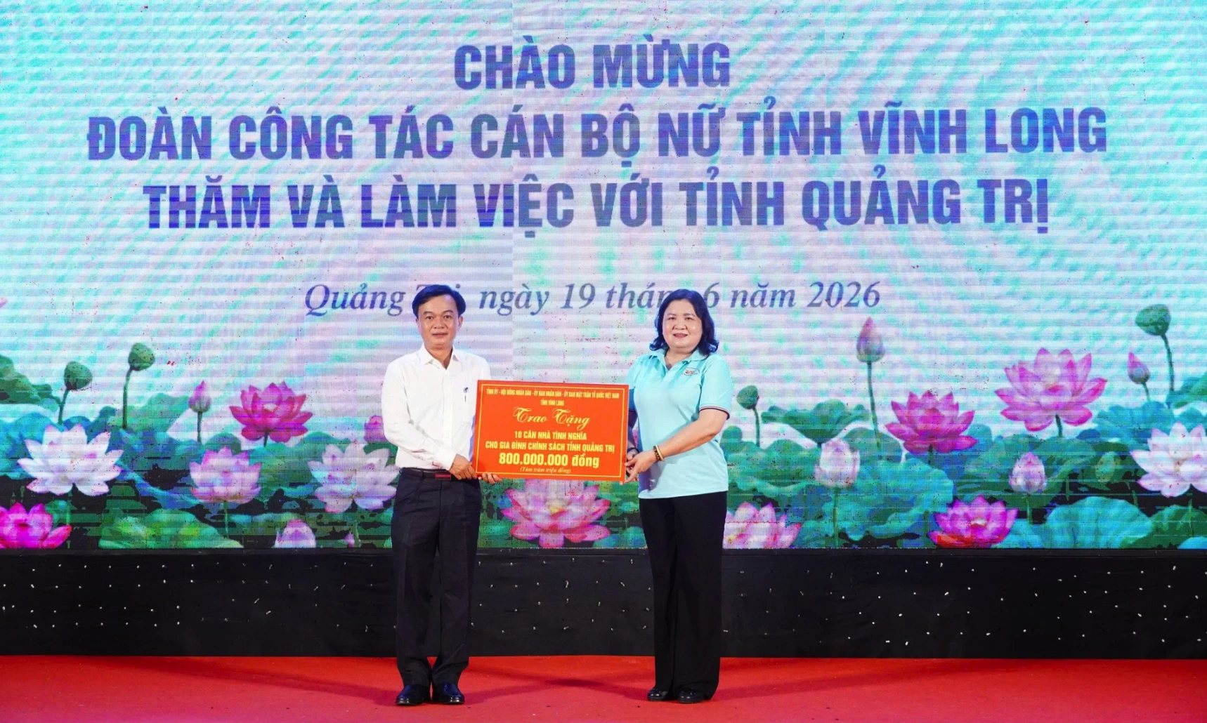 Đoàn công tác cán bộ nữ tỉnh Vĩnh Long thăm, làm việc tại Quảng Trị