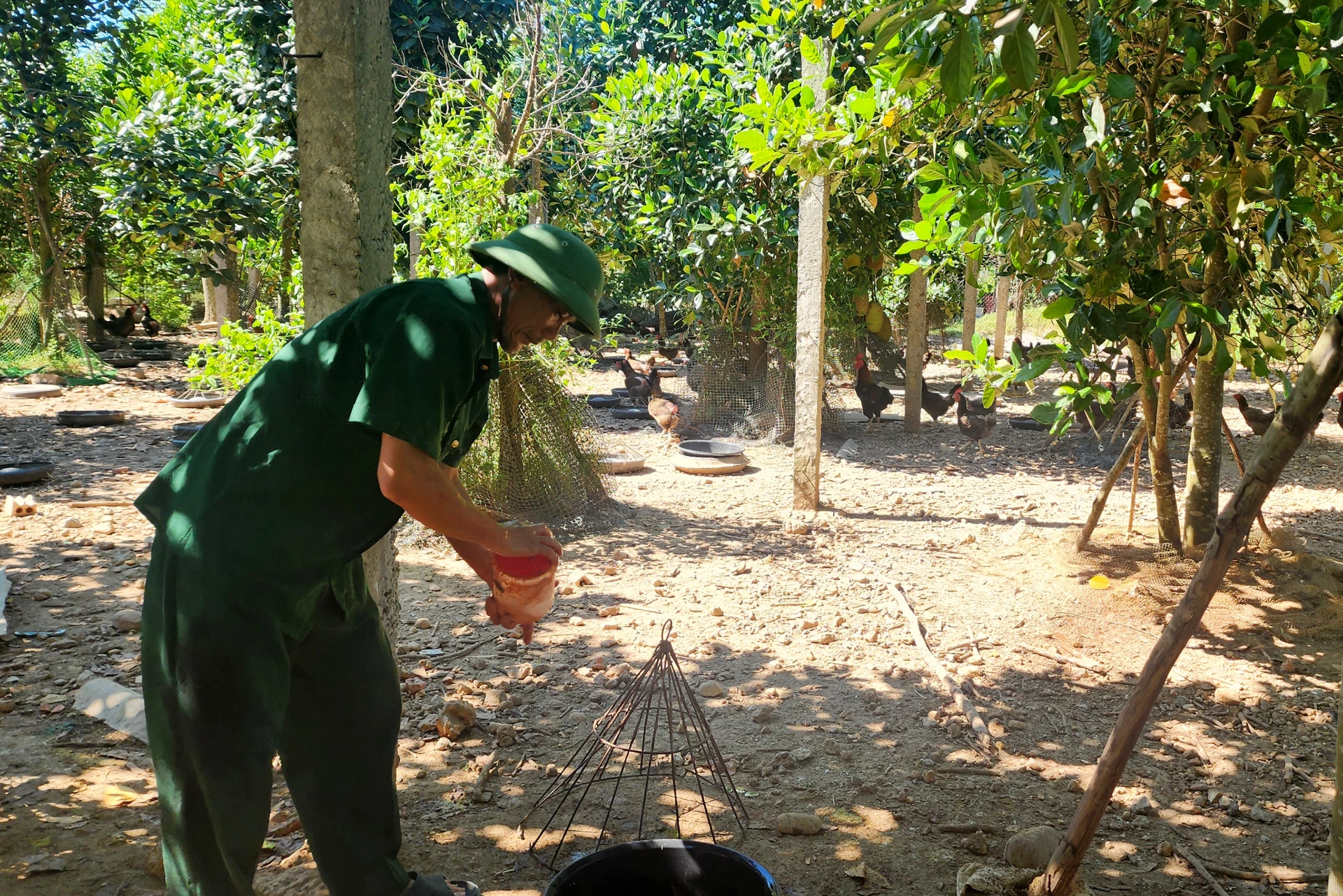 CCB Phạm Thuận- Học Bác là luôn giữ vững bản lĩnh “Bộ đội Cụ Hồ”- Ảnh: T.L