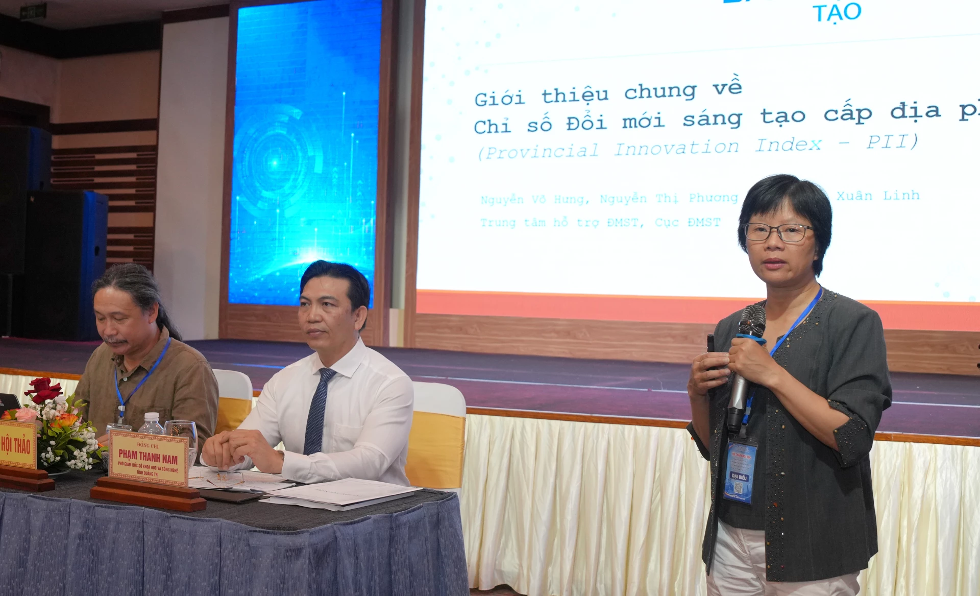 Các chuyên gia trao đổi, phân tích và làm rõ nhiều nội dung quan trọng liên quan đến Chỉ số PII - Ảnh: H.Tr.