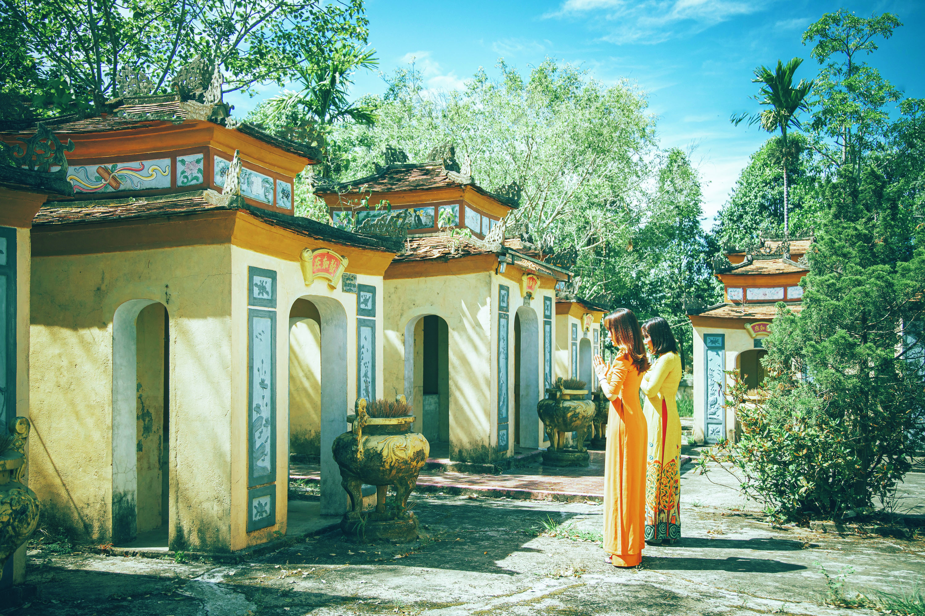 Làng cổ Bích La