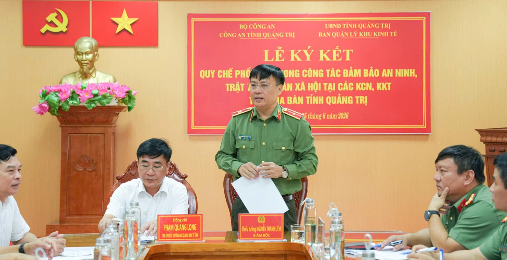 Đồng chí thiếu tướng Nguyễn Thanh Liêm, Giám đốc Công an tỉnh phát biểu tại buổi lễ - Ảnh: Thùy Trang