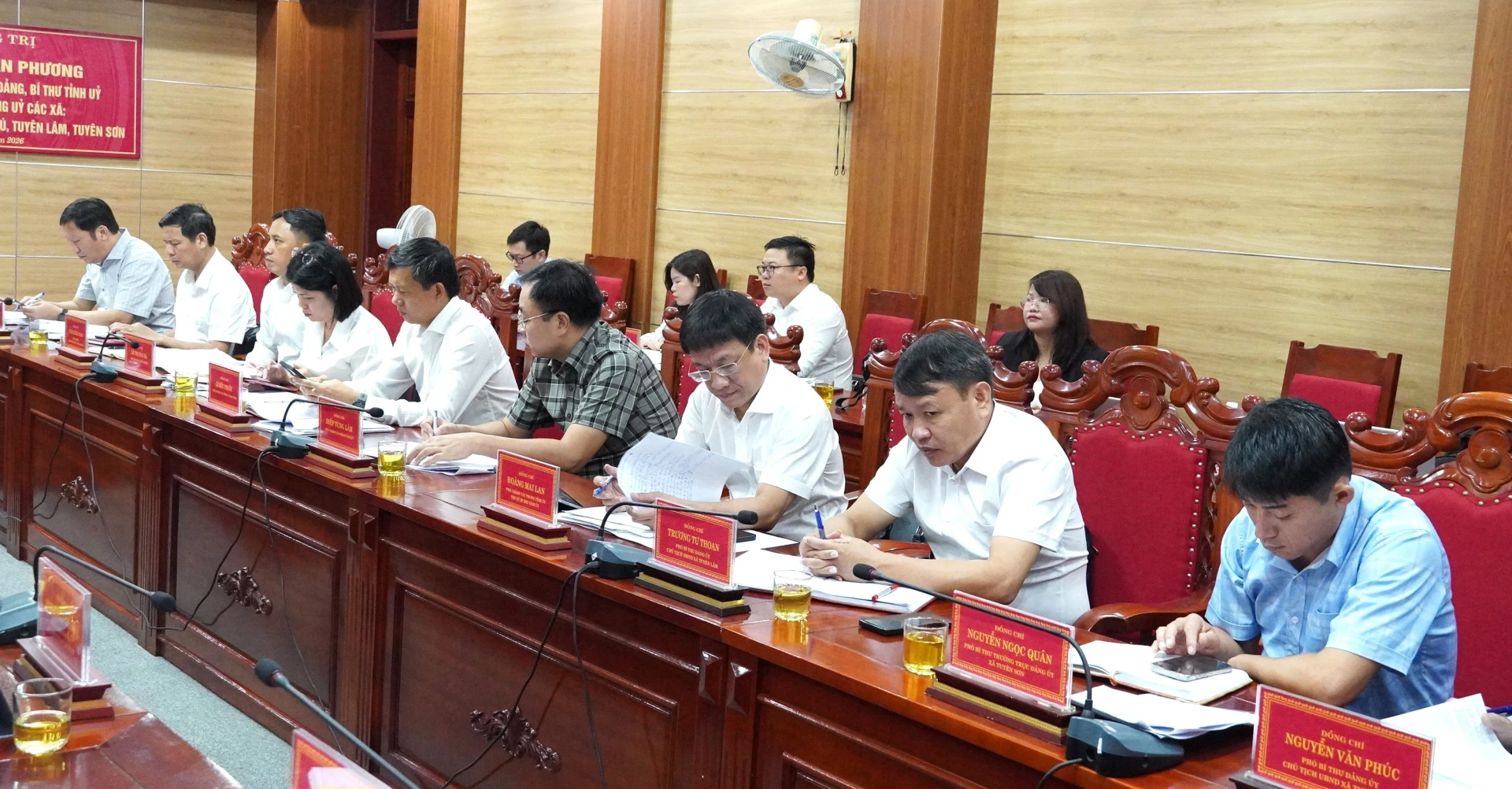 Đại biểu tham dự buổi làm việc - Ảnh: Q.V