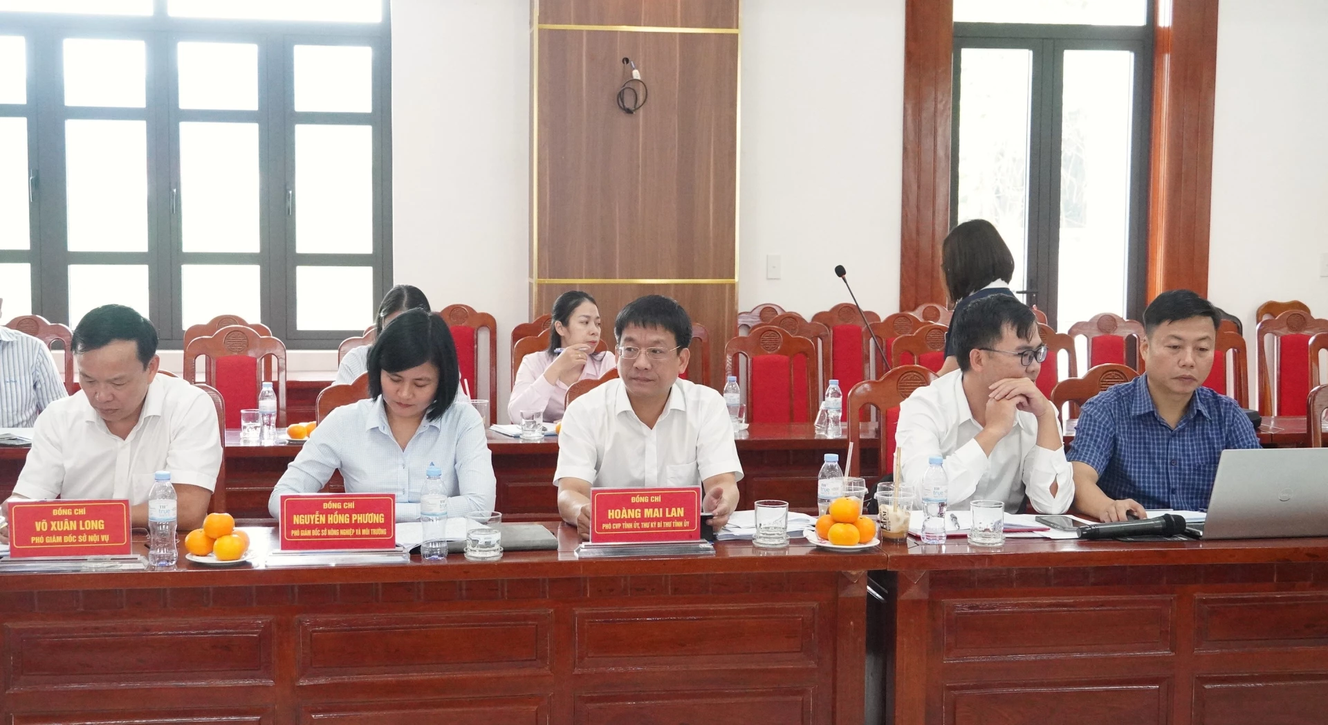 Đại biểu tham dự buổi làm việc - Ảnh: Q.V