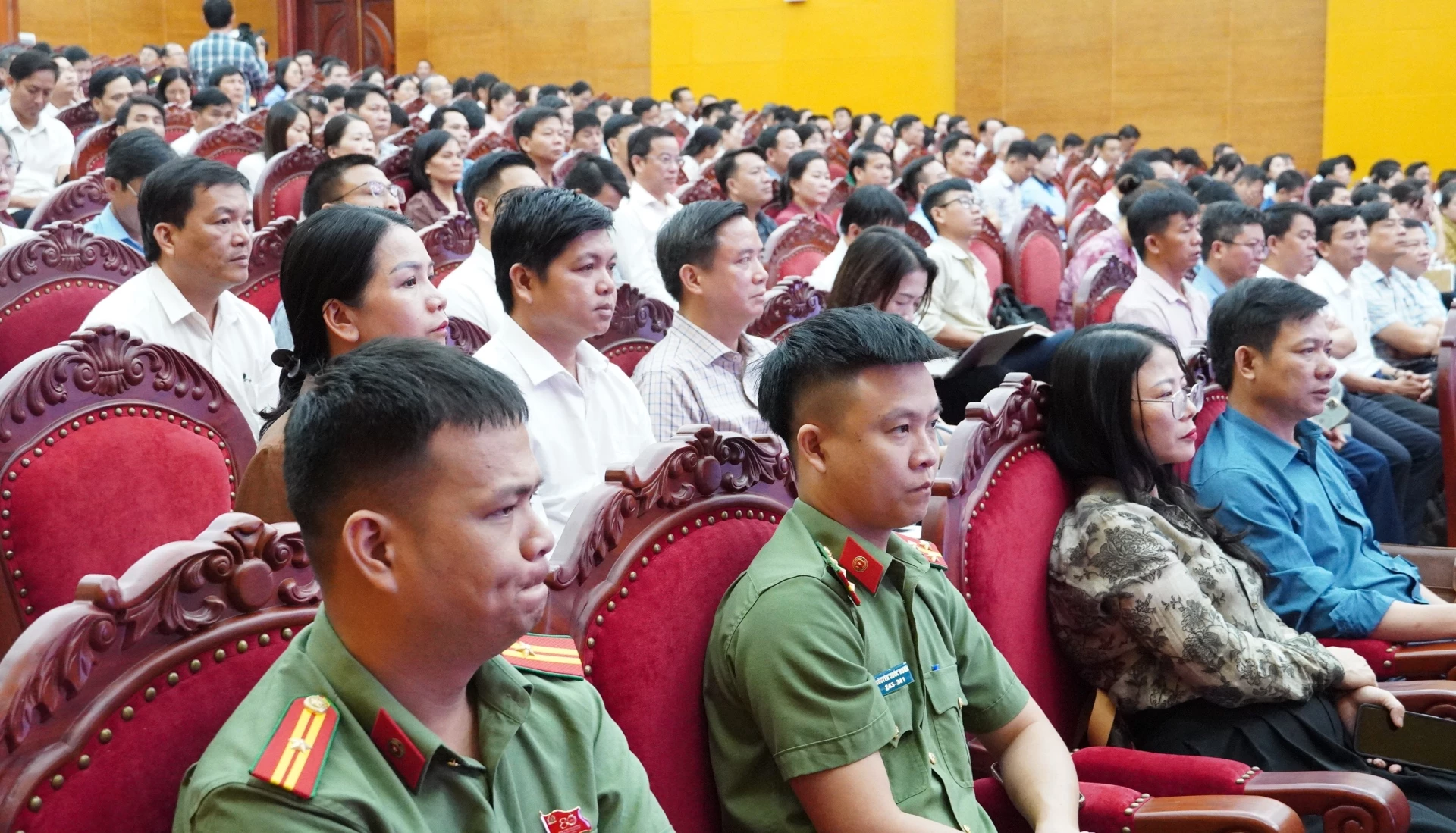 Đại biểu tham dự hội nghị - Ảnh: Q.V