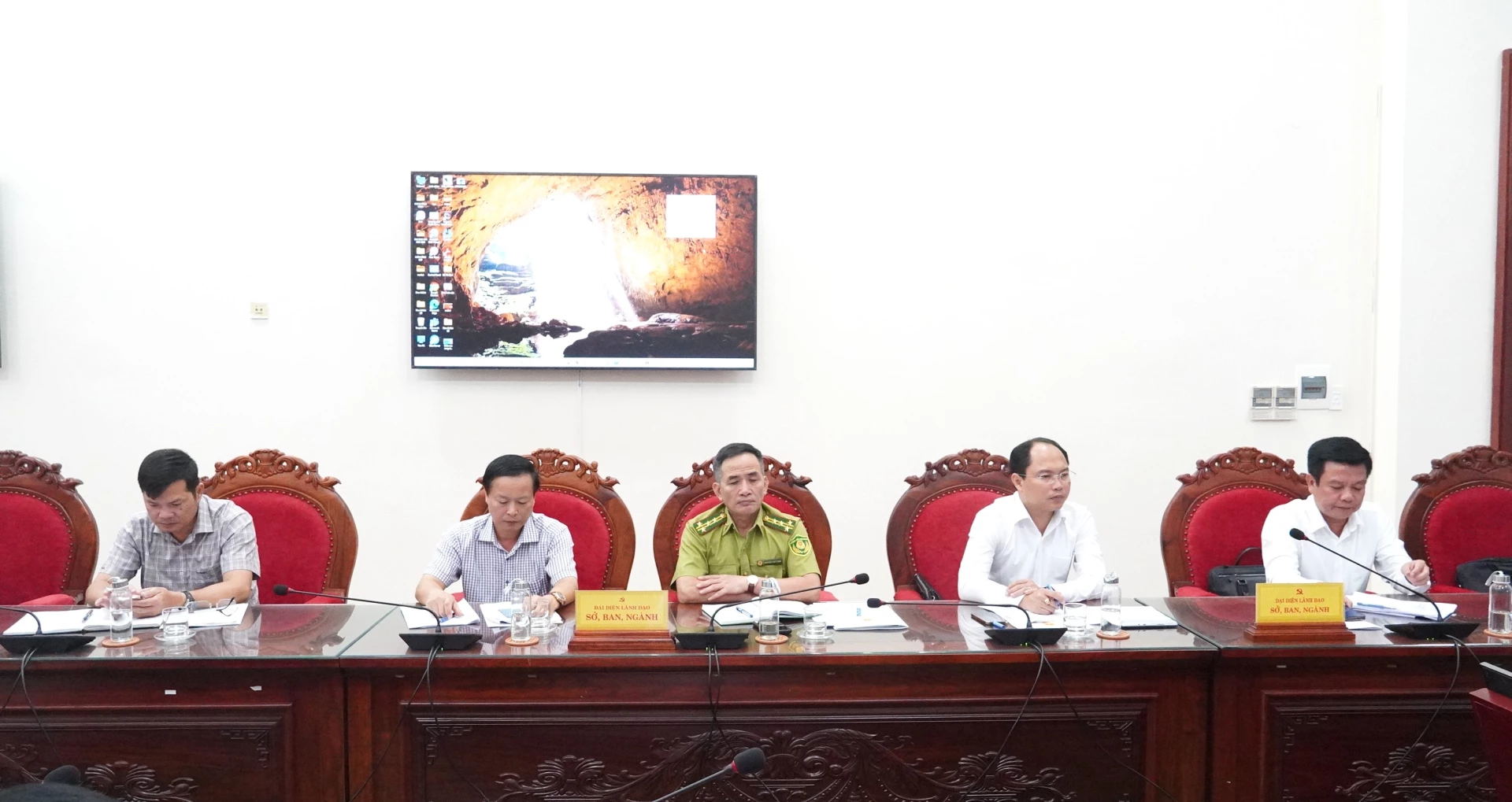Đại biểu tham dự buổi làm việc - Ảnh : Q.V