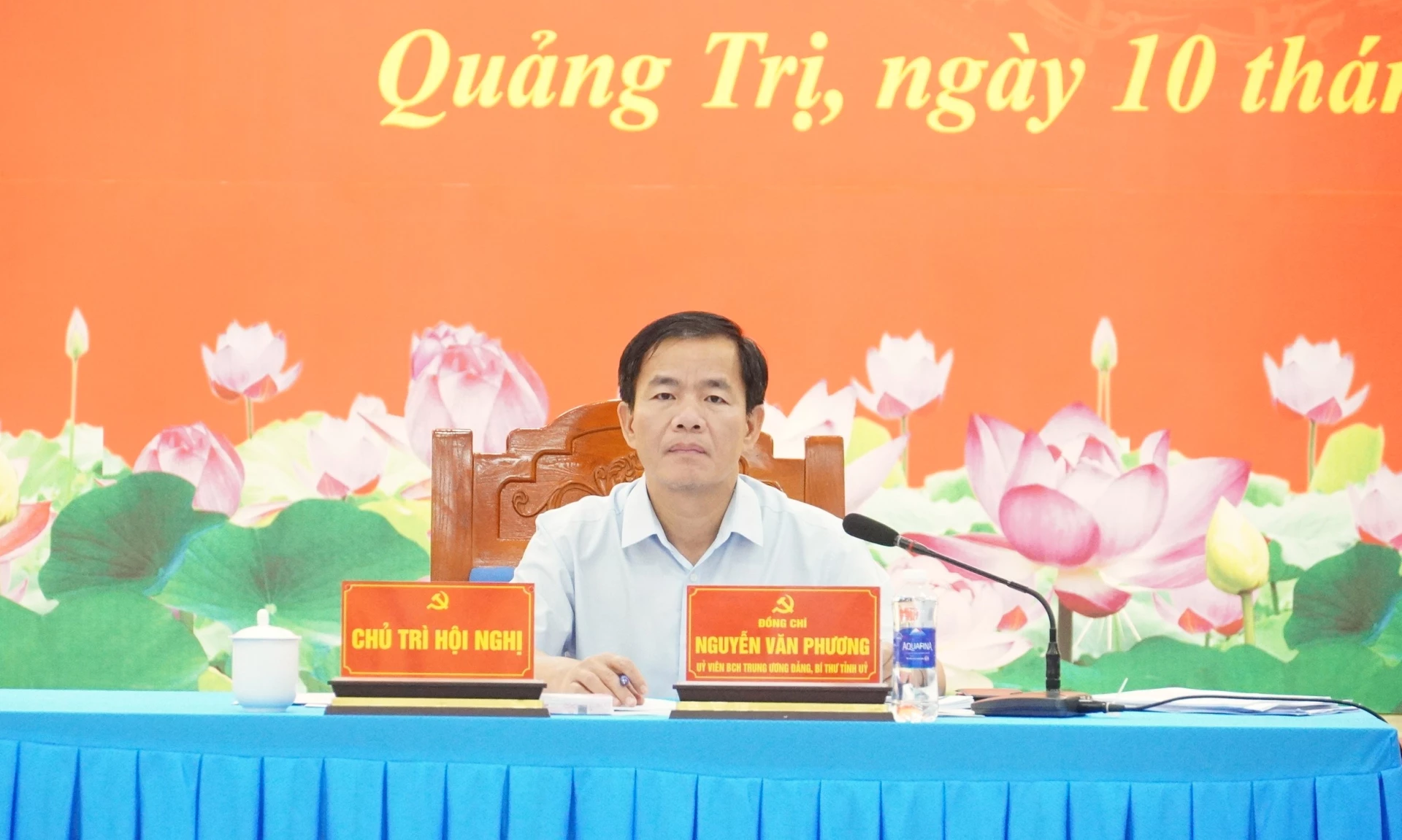 Đồng chí Nguyễn Văn Phương, Bí thư Tỉnh ủy chủ trì buổi làm việc - Ảnh: Q.V