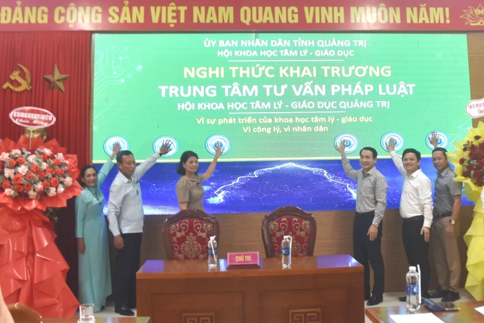 Khai trương Trung tâm Tư vấn pháp luật trực thuộc Hội Khoa học Tâm lý-Giáo dục tỉnh 