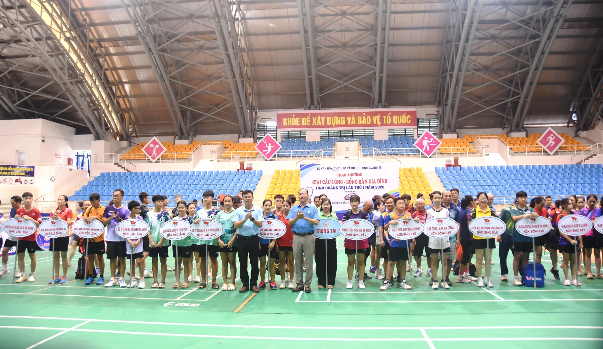 Khai mạc Giải cầu lông - bóng bàn gia đình tỉnh Quảng Trị lần thứ I năm 2026 - Ảnh: Đ.V