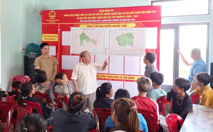 Mở hướng giảm nghèo bền vững