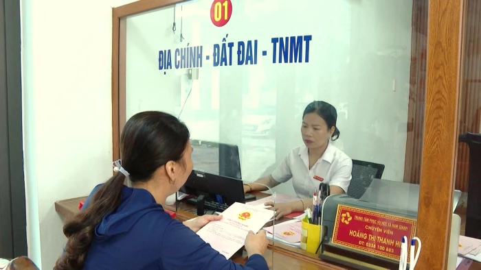 Chuyển đổi số toàn diện để chính quyền đến gần hơn với người dân