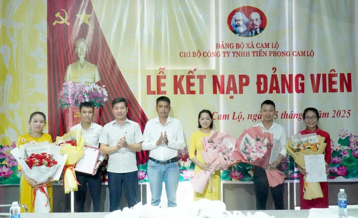 Gieo 'hạt giống đỏ' trong doanh nghiệp tư nhân
