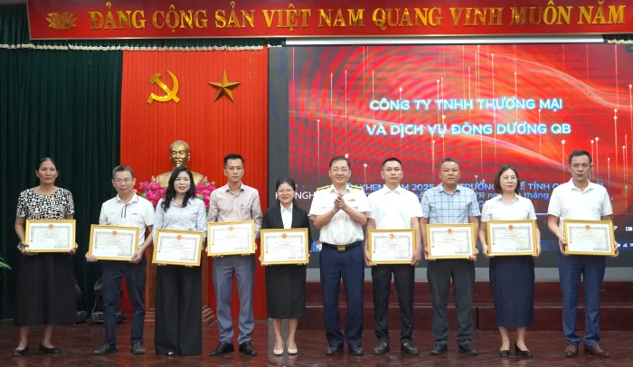 Tôn vinh người nộp thuế tiêu biểu
