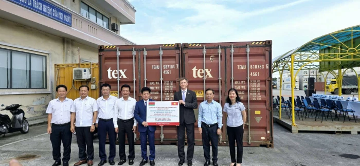 Tiếp nhận hơn 27 tấn hàng viện trợ của Chính phủ Cộng hòa Belarus hỗ trợ Nhân dân tỉnh Quảng Trị
