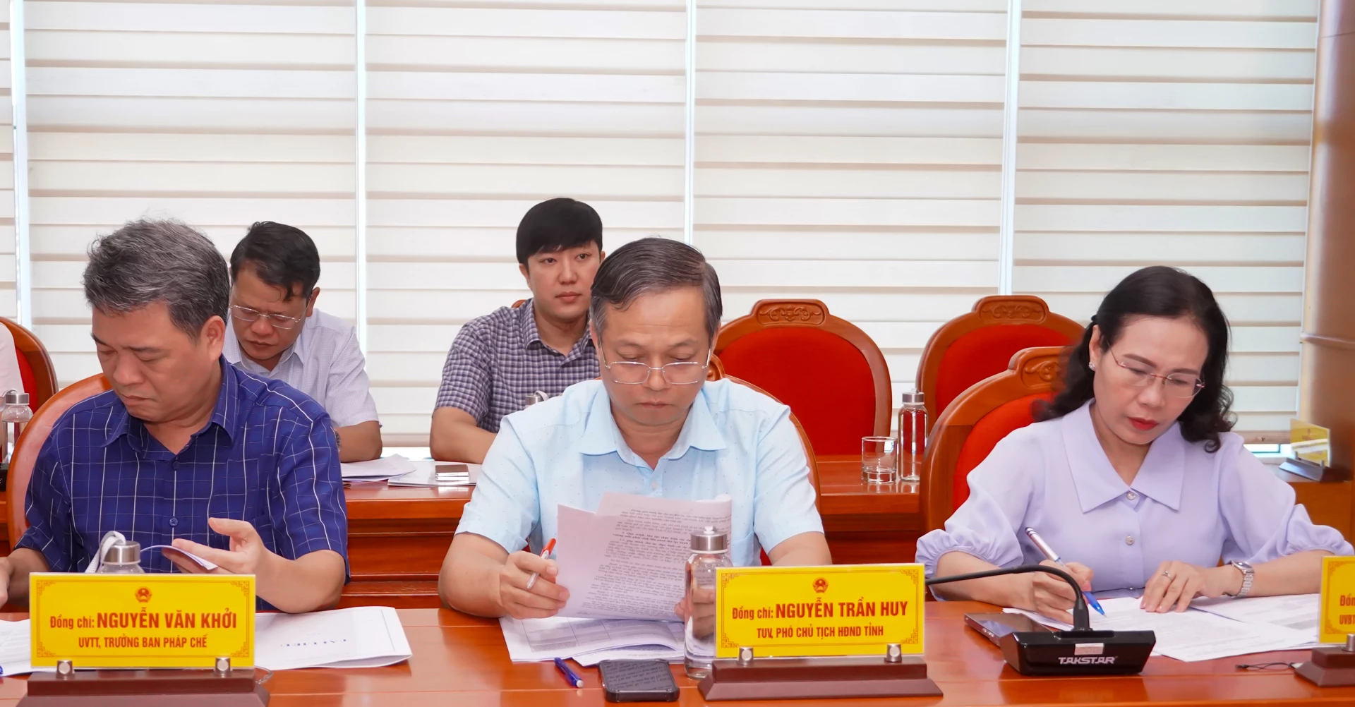 Các đại biểu tham dự buổi làm việc - Ảnh: N.H