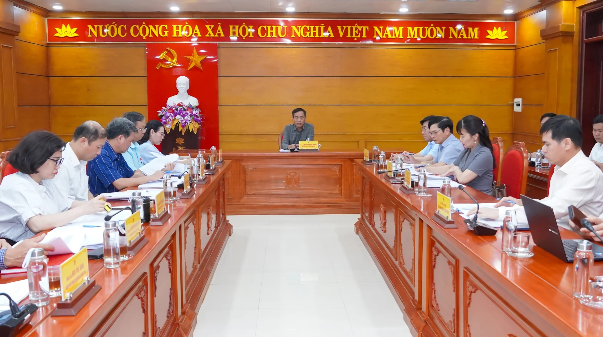 Quang cảnh buổi làm việc - Ảnh: N.H