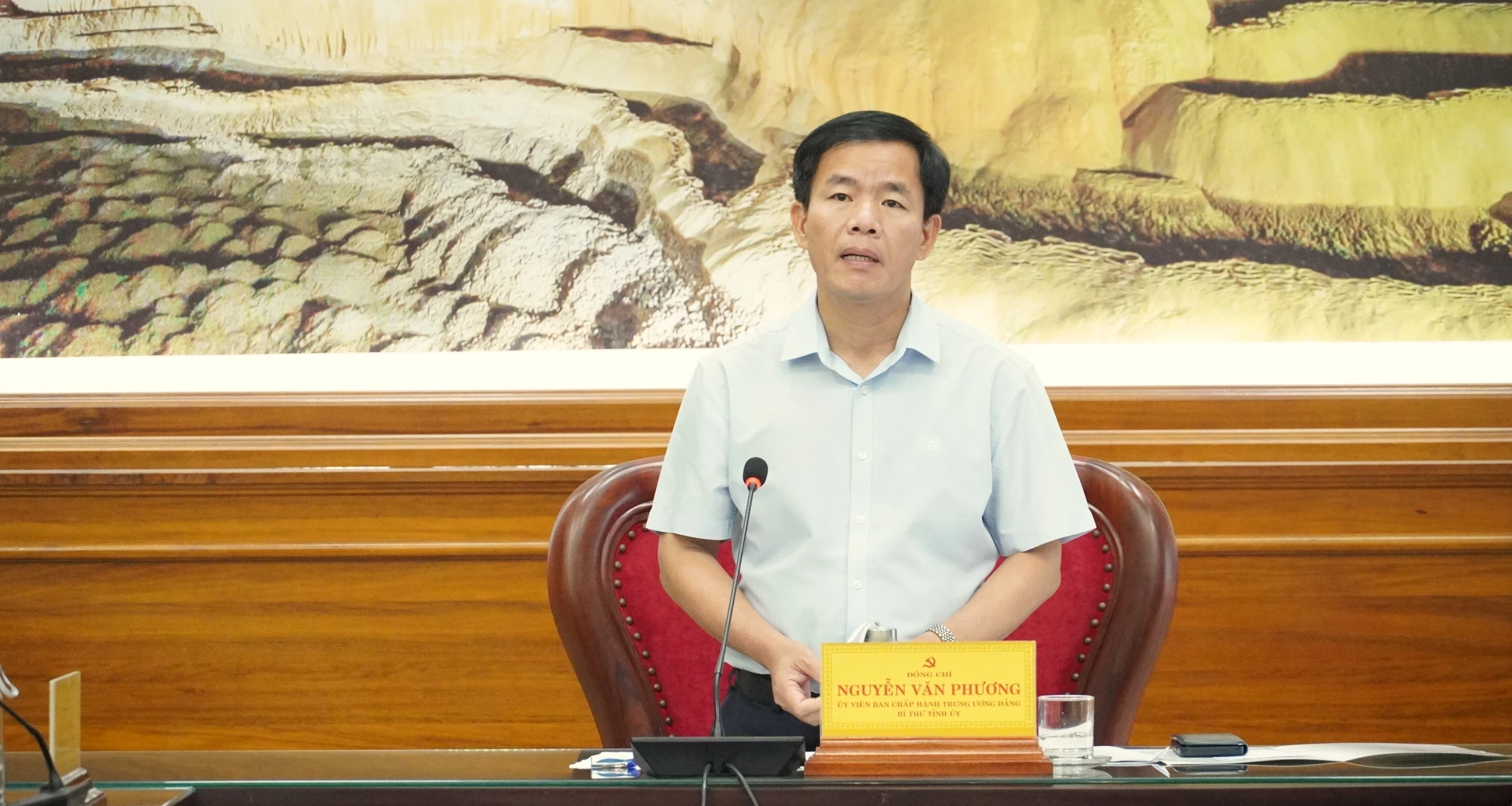 Đồng chí Nguyễn Văn Phương, Bí thư Tỉnh ủy phát biểu tại buổi làm việc - Ảnh : Q.V