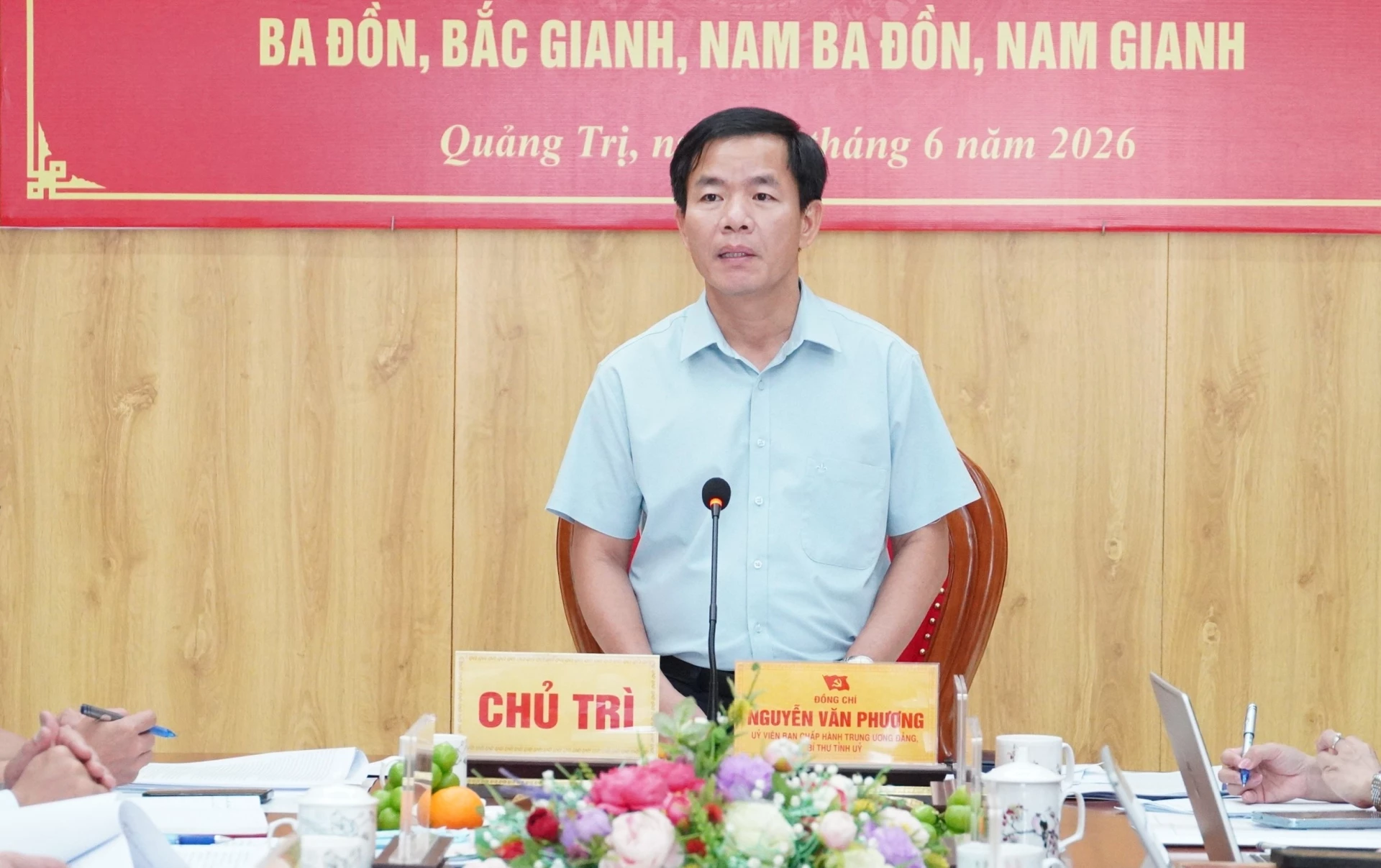 Đồng chí Nguyễn Văn Phương, Bí thư Tỉnh ủy lưu ý các địa phương cần chú trọng công tác quy hoạch gắn với kết nối vùng, làm cơ sở để triển khai các dự án hạ tầng trọng điểm - Ảnh: Q.V