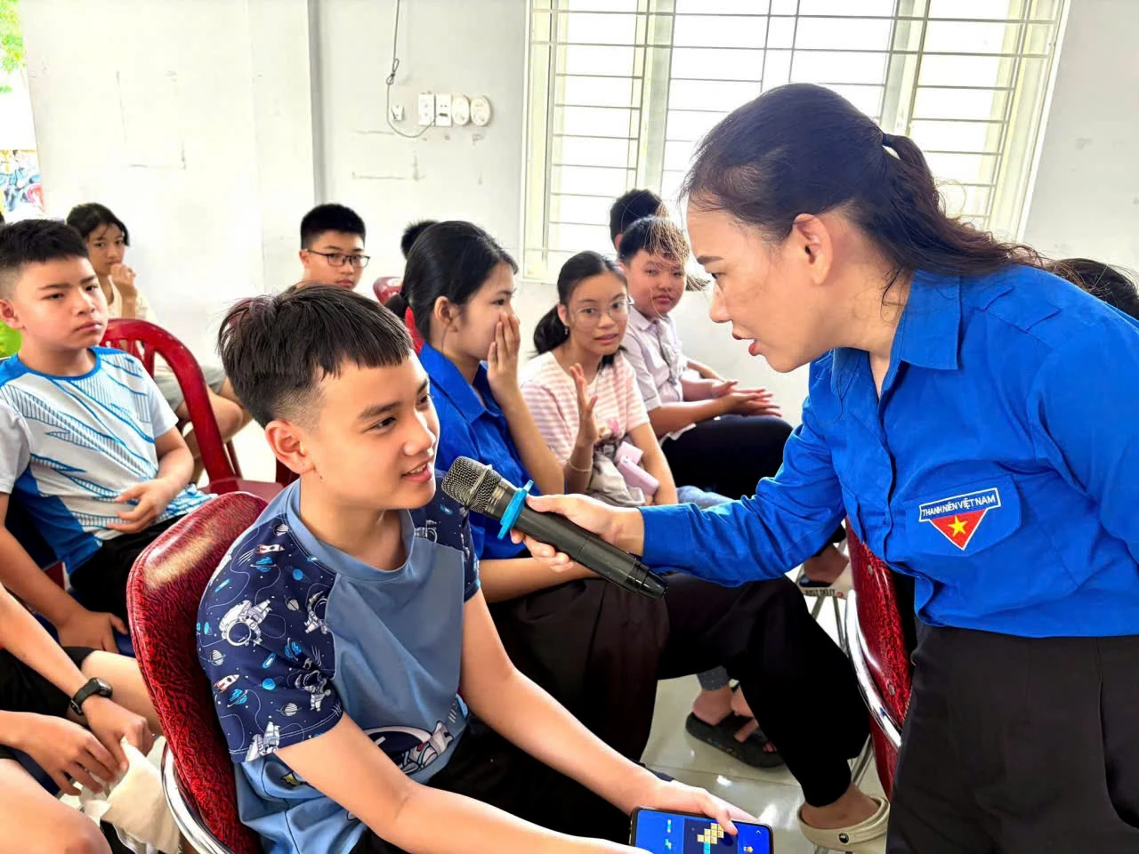 Học sinh được giao lưu, học hỏi, lan tỏa thông điệp “Hè an toàn - Vui khỏe mỗi ngày” - Ảnh: P.V.