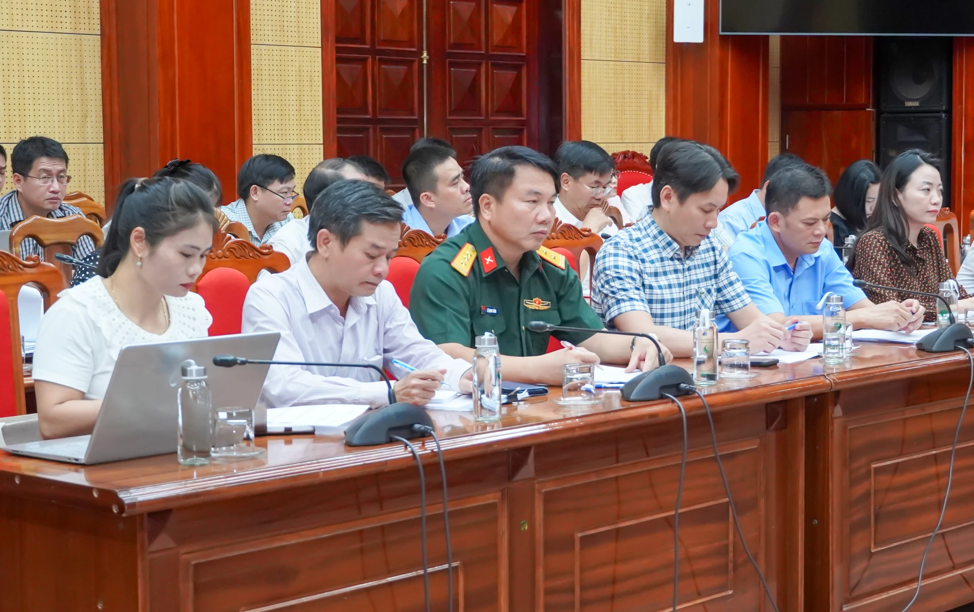Các đại biểu tham dự buổi làm việc-Ảnh: N.H