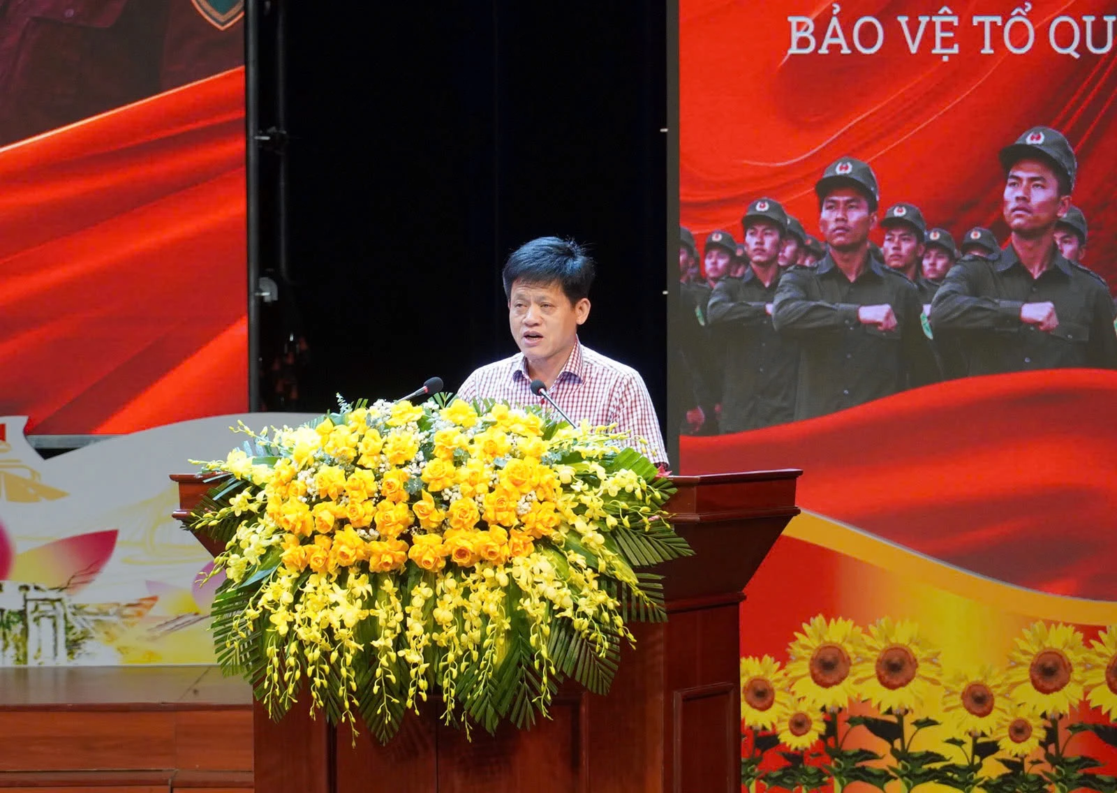 Phó Chủ tịch UBND tỉnh Lê Văn Bảo phát biểu khai mạc tại hội thi - Ảnh: K.H