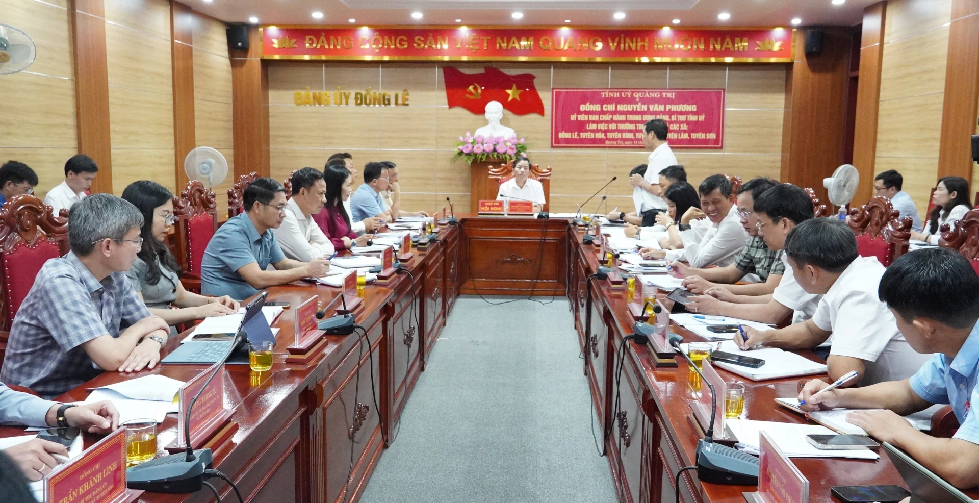 Quang cảnh buổi làm việc - Ảnh: Q.V