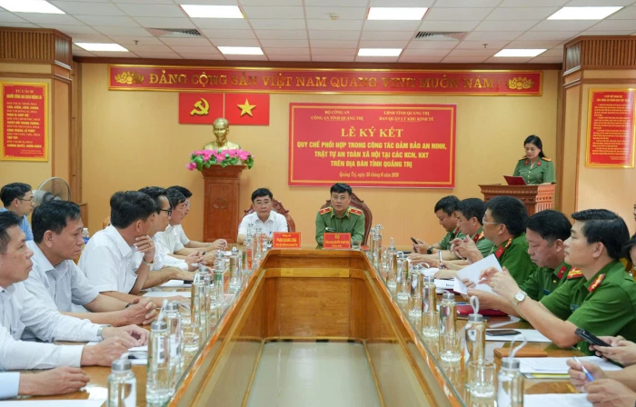 Phối hợp bảo đảm an ninh, trật tự tại các khu công nghiệp, khu kinh tế