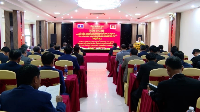 Chia sẻ kinh nghiệm quản lý chính quyền cấp xã cho đội ngũ lãnh đạo cấp xã tỉnh Khăm Muồn