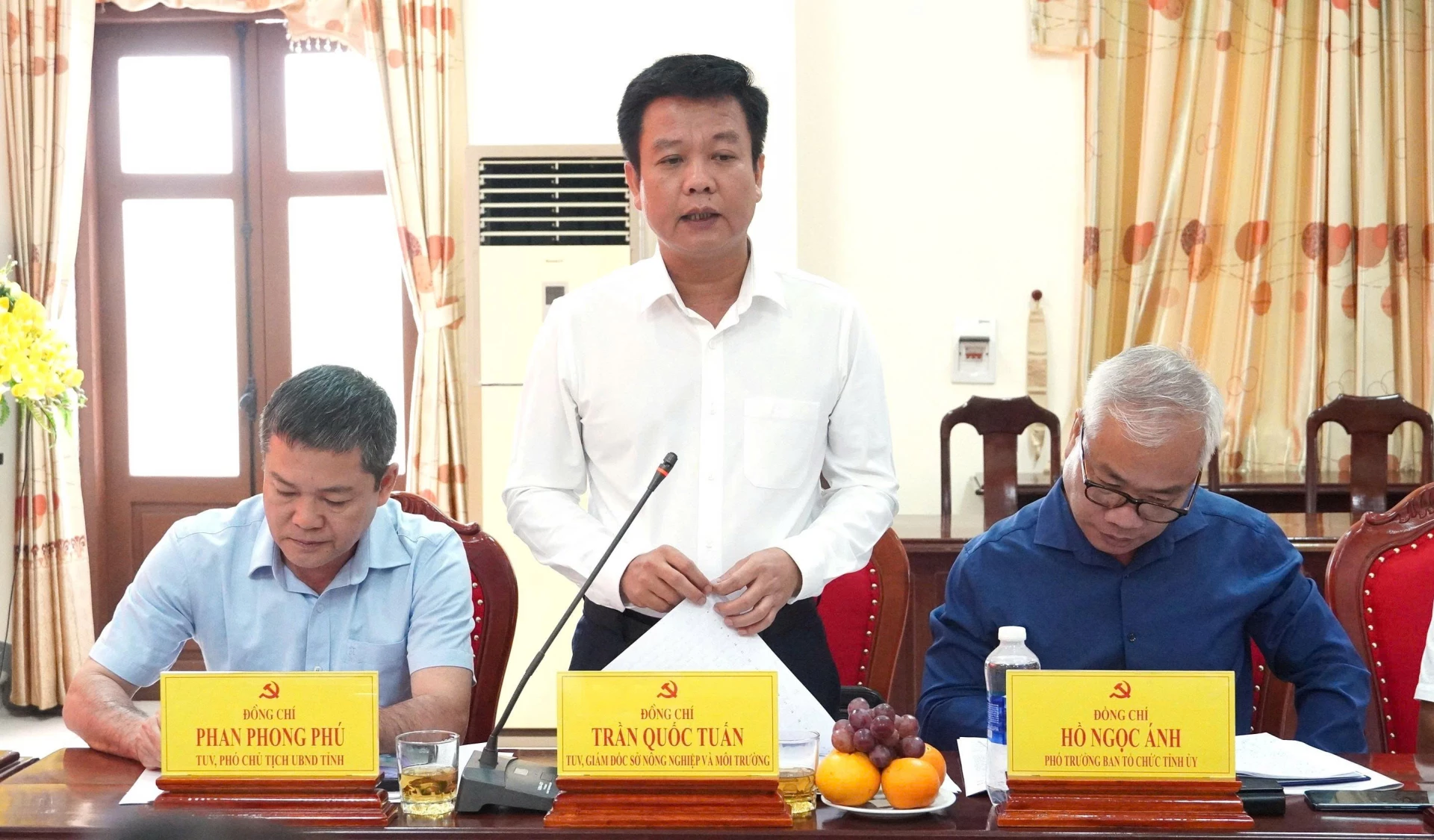 Đại diện lãnh đạo Sở Nông nghiệp và Môi trường phát biểu tại buổi làm việc - Ảnh: Q.V