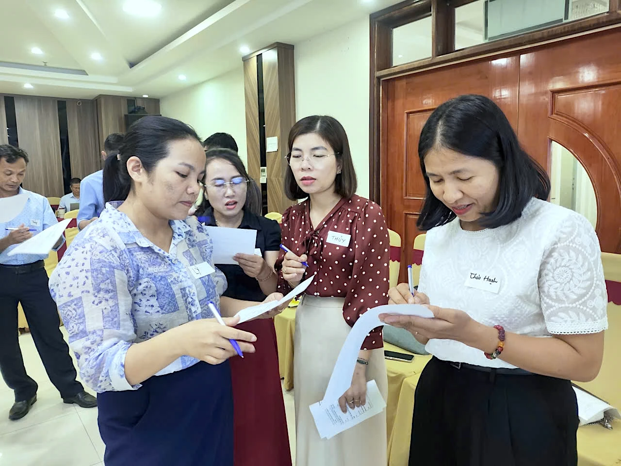 Một số hoạt động Thực hành tại lớp tập huấn - Ảnh: Q.N.