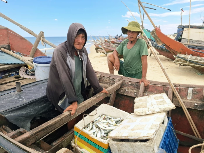 Bám biển mưu sinh