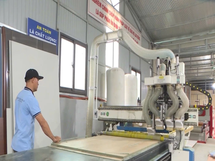 Hơn 800 doanh nghiệp thành lập mới trong 6 tháng đầu năm