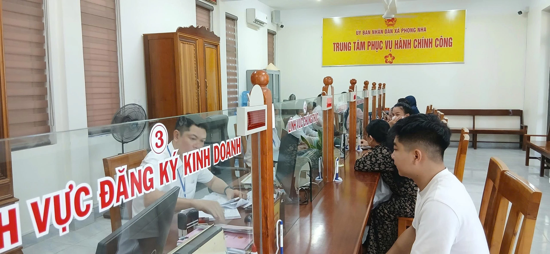 Trung tâm Phục vụ hành chính công xã Phong Nha - Ảnh: H.Đ