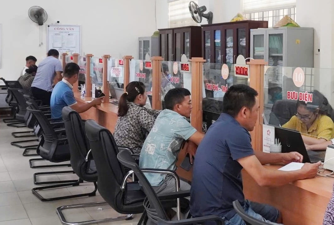 Công tác cải cách thủ tục hành chính được xã Nam Trạch triển khai hiệu quả, nâng cao sự hài lòng của người dân - Ảnh: L.M