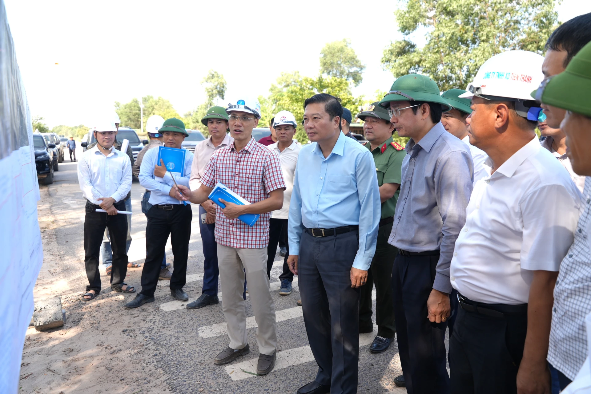 Tăng tốc thi công các dự án giao thông trọng điểm