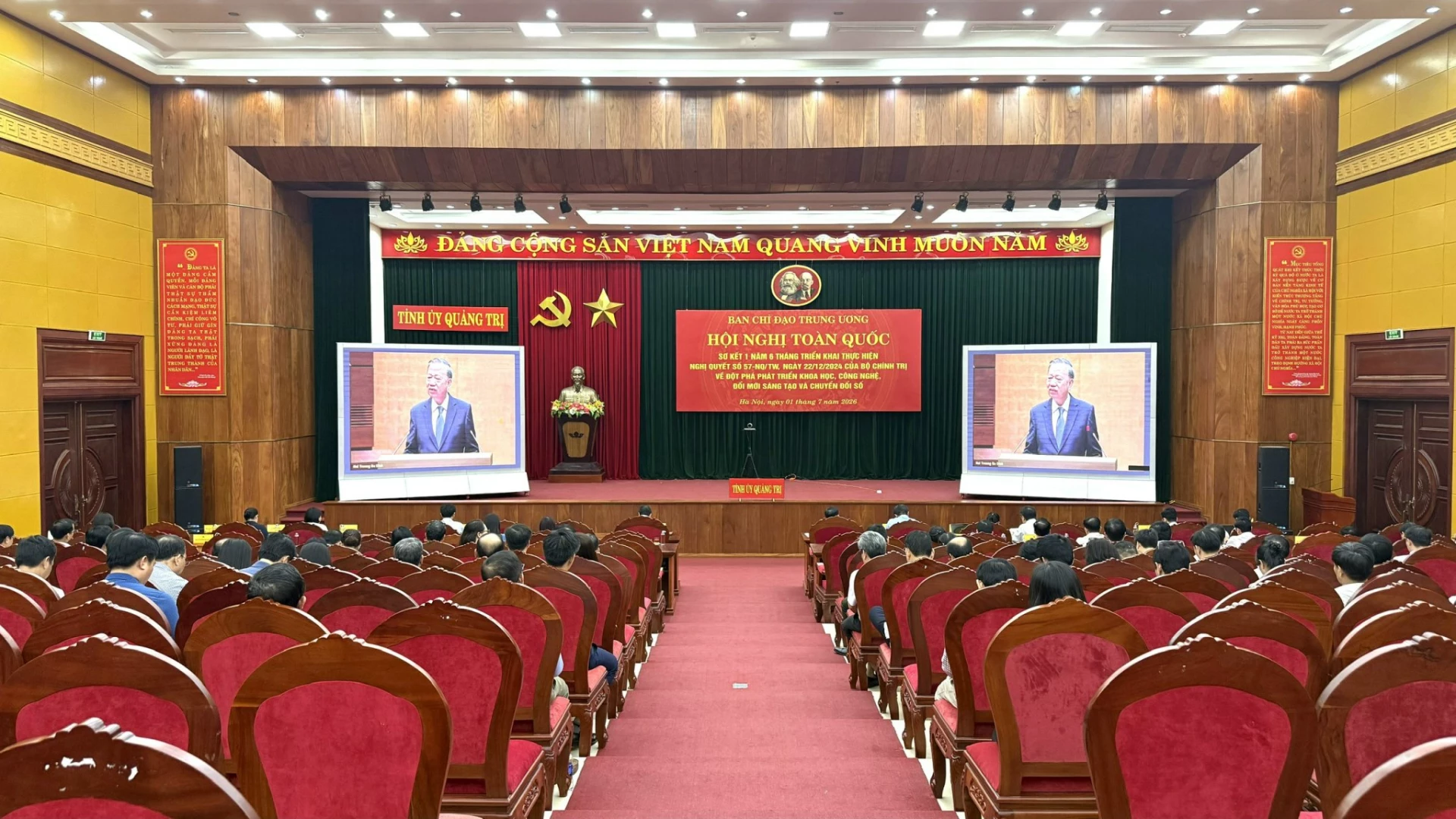 Quang cảnh tại điểm cầu Quảng Trị - Ảnh: NL