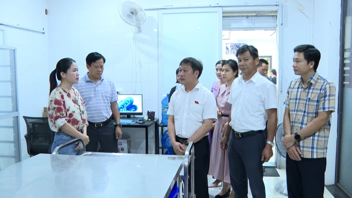 Giám sát tình hình thực hiện quy định pháp luật về an toàn thực phẩm tại phường Nam Đông Hà
