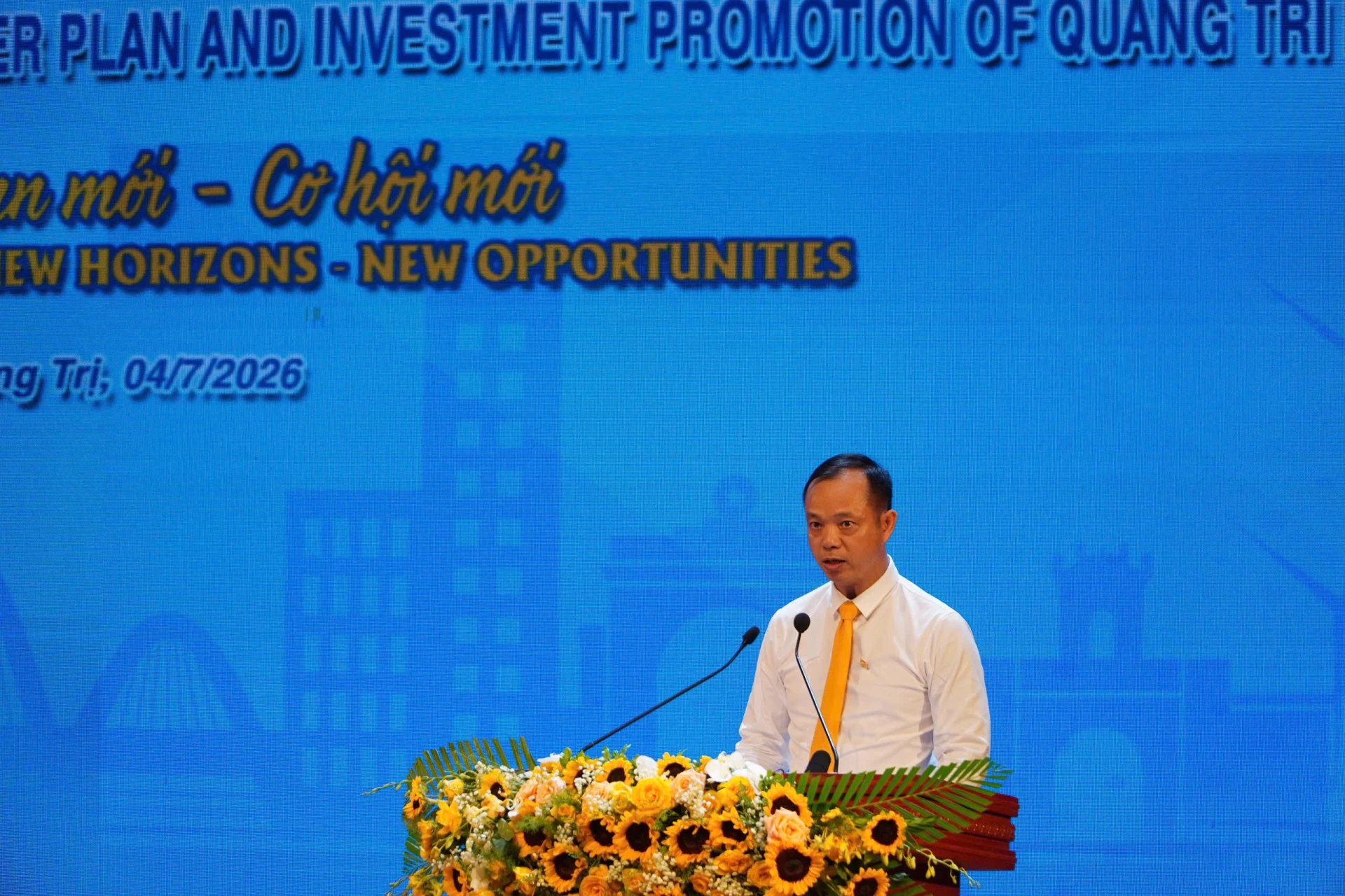 Đại biểu trình bày tham luận tại hội nghị - Ảnh: CTV