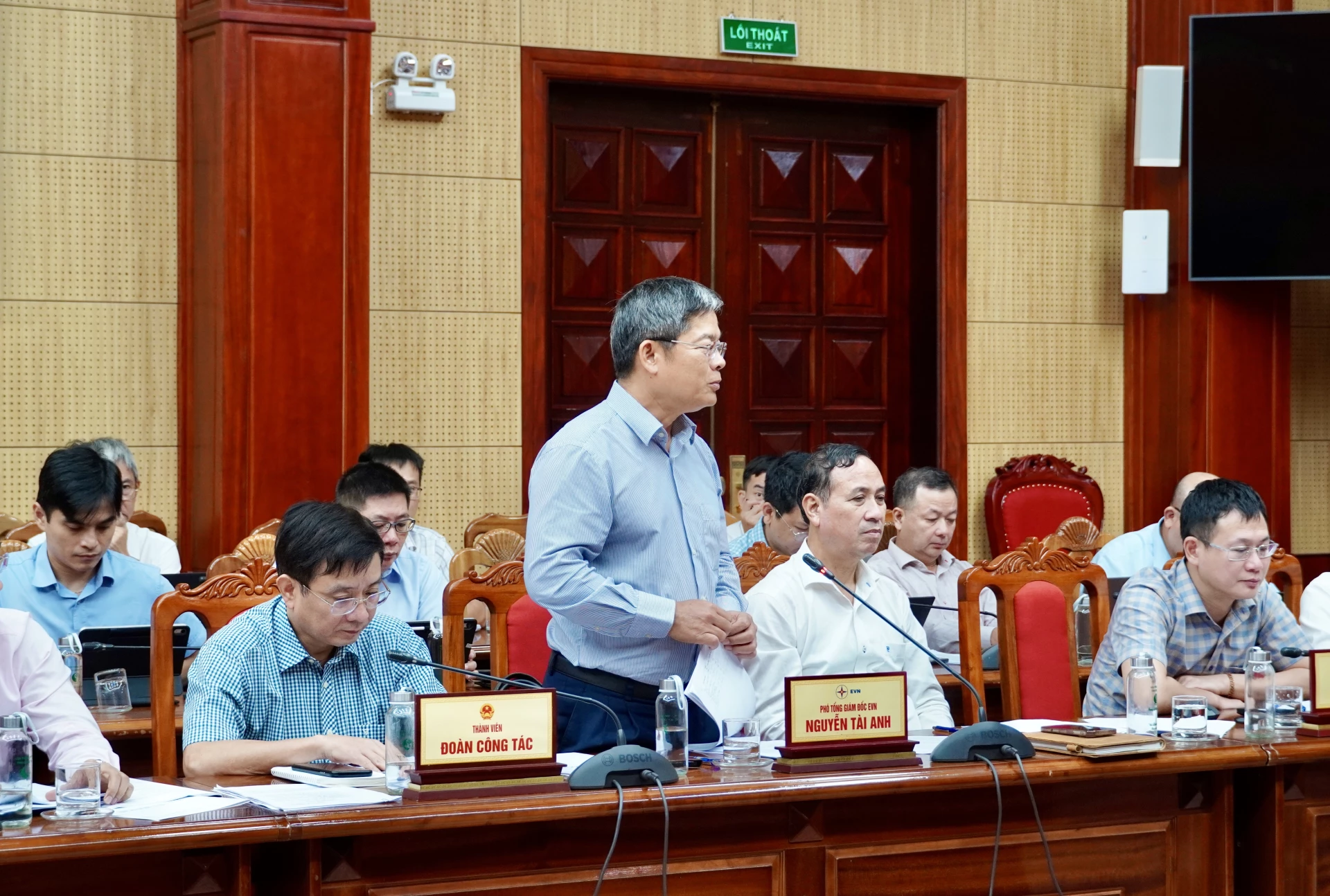 Lãnh đạo Tập đoàn Điện lực Việt Nam phát biểu tại buổi làm việc - Ảnh: H.N