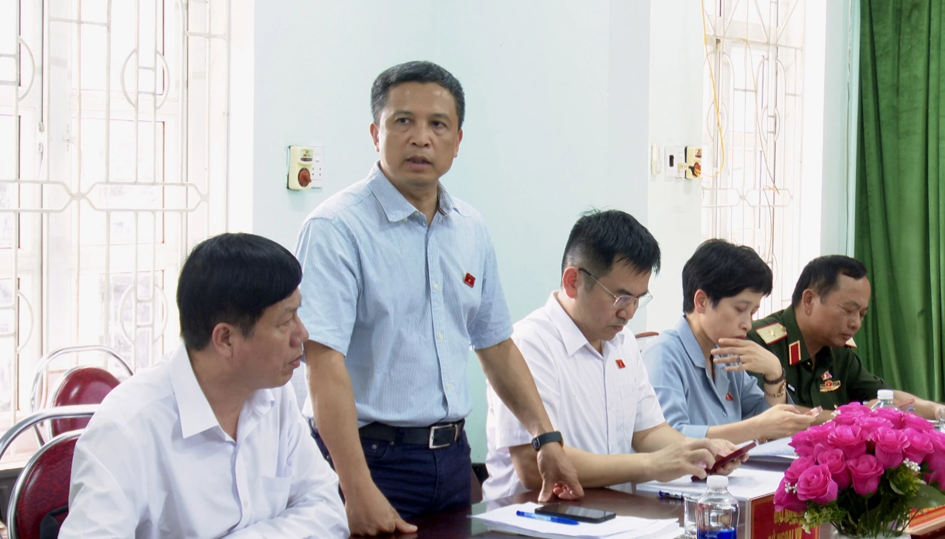 Đại biểu thảo luận tại buổi làm việc - Ảnh H.N