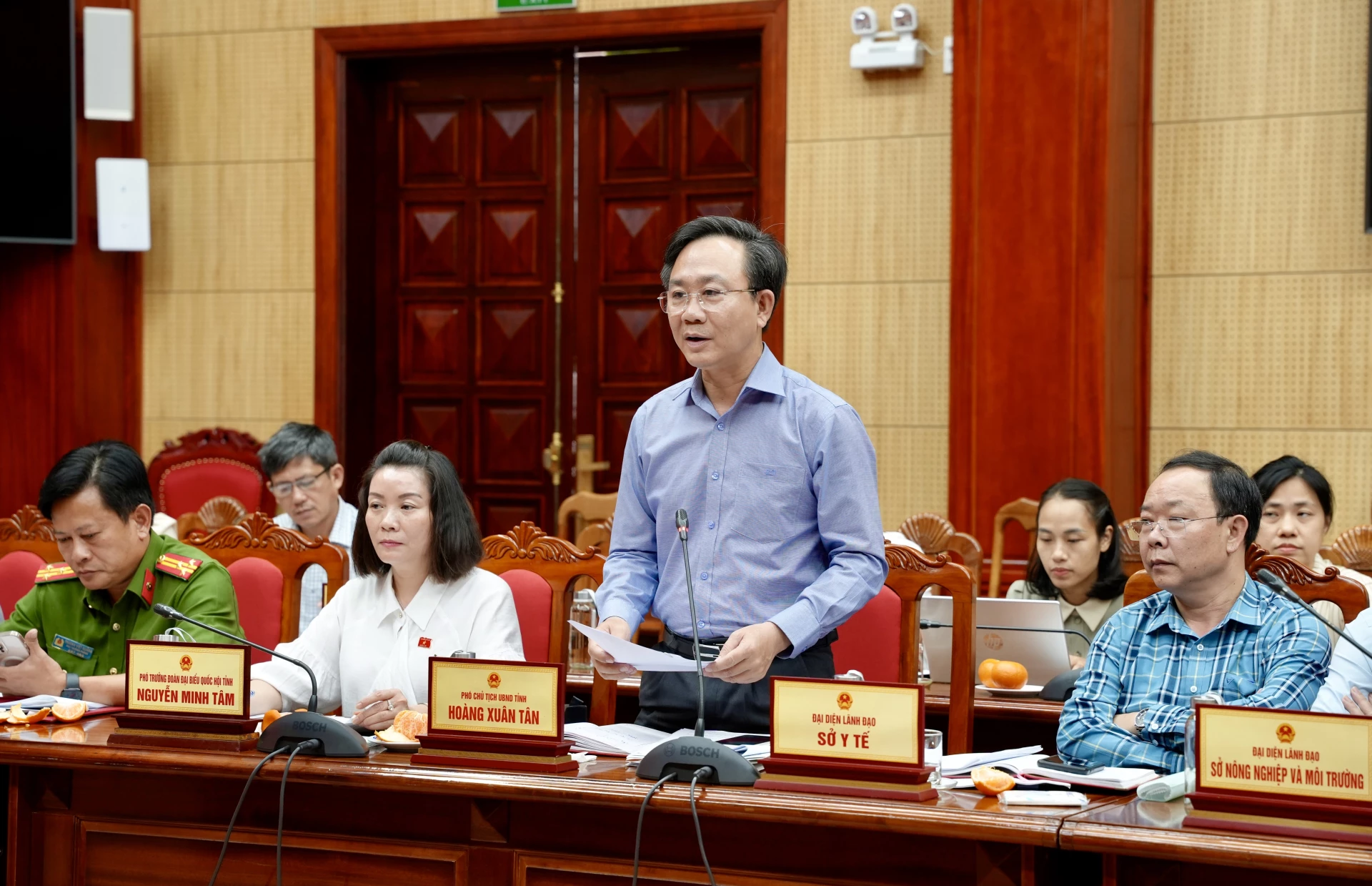 Đồng chí Hoàng Xuân Tân, Phó Chủ tịch UBND tỉnh phát biểu tại buổi làm việc - Ảnh: H.N