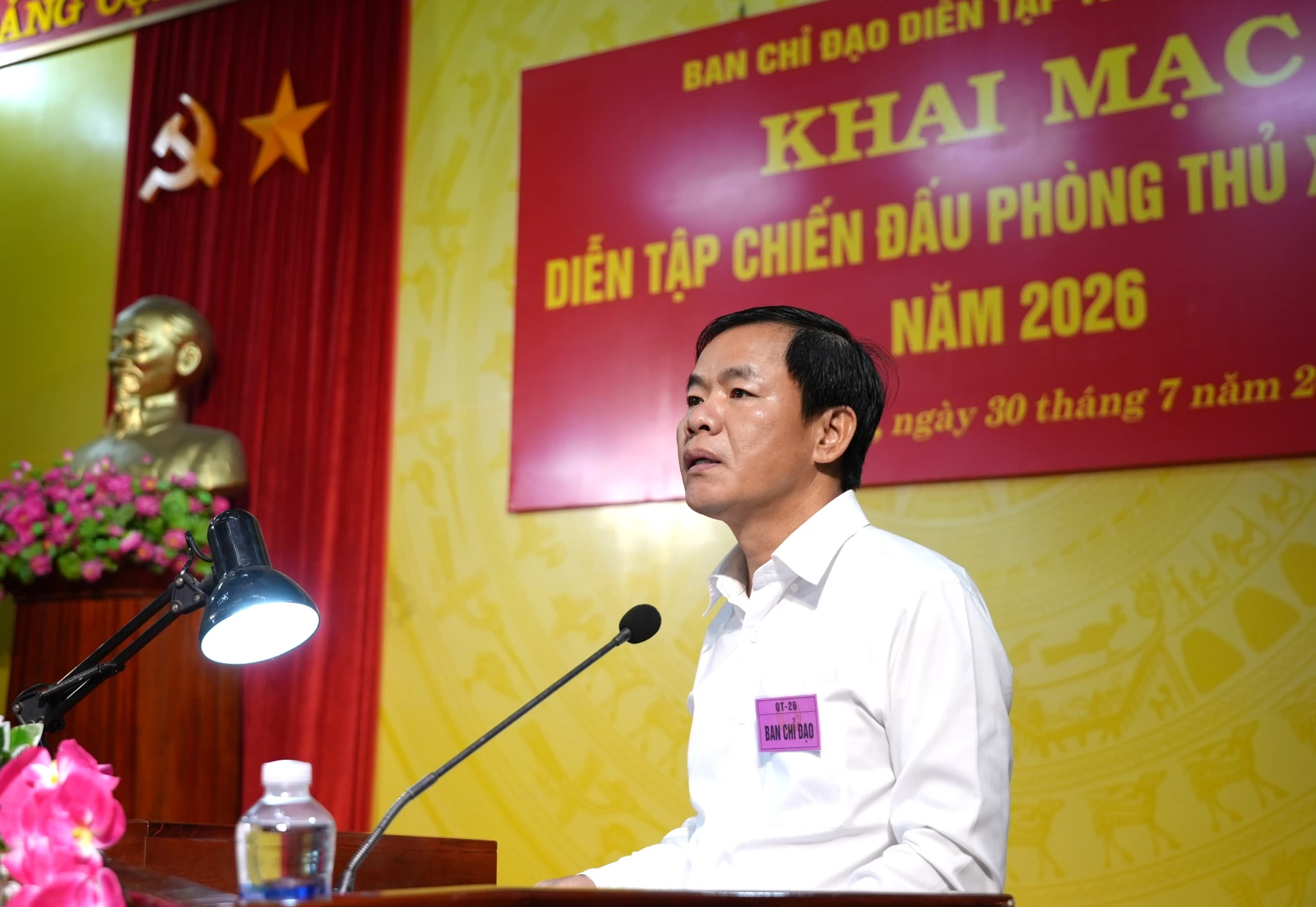 Đồng chí Nguyễn Văn Phương, Bí thư Tỉnh ủy, Trưởng Ban chỉ đạo diễn tập tỉnh phát biểu chỉ đạo khai mạc diễn tập - Ảnh: T.Đ